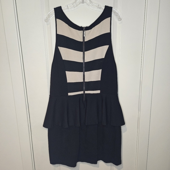 Kensie Dressy Black Beige Sleeveless Back Zip Peplum Stretch Mini Dress Size XXL - Picture 8 of 12